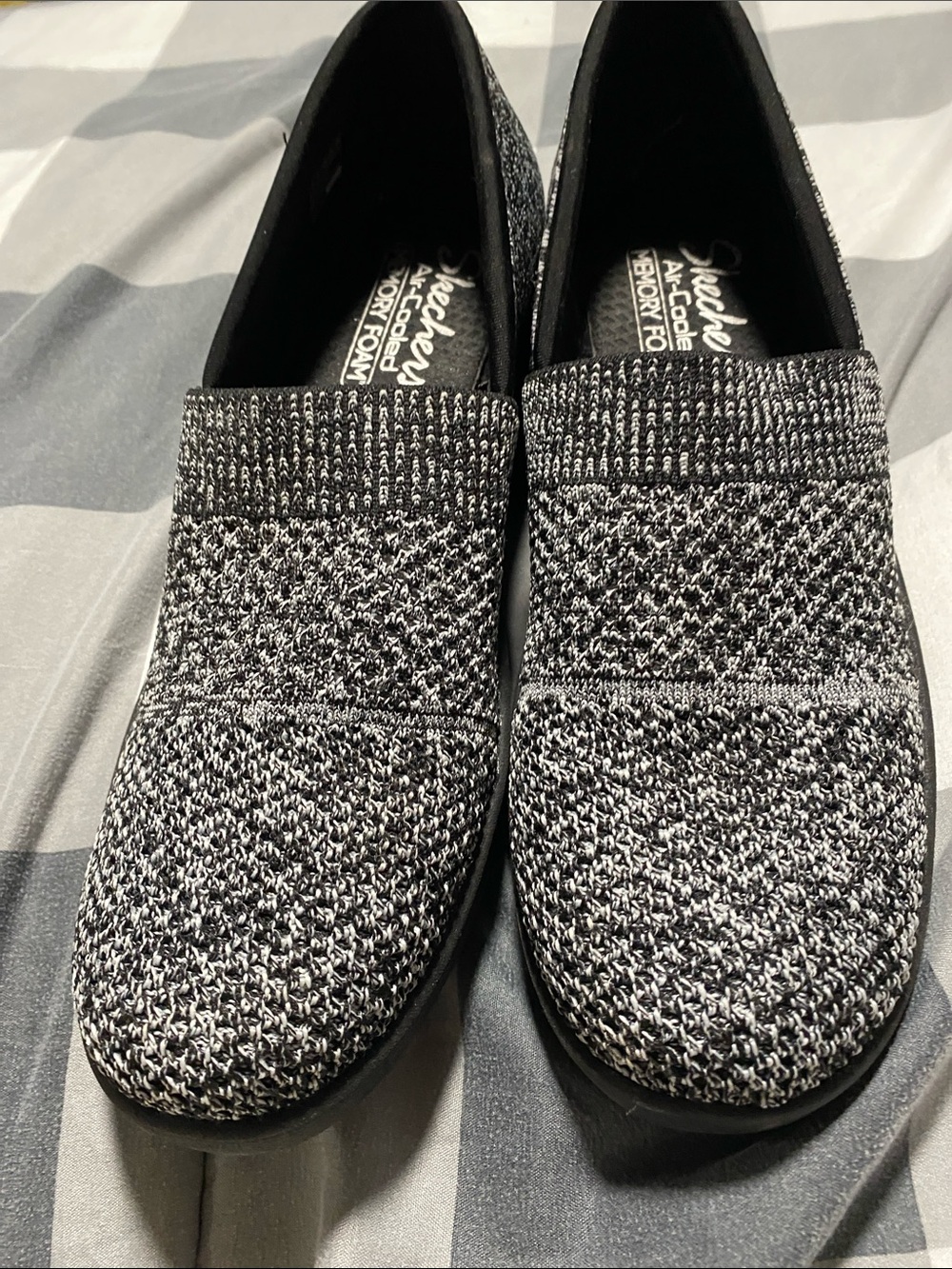 Skechers Black & Gray Heathered Slip-On Memory Foam Loafers